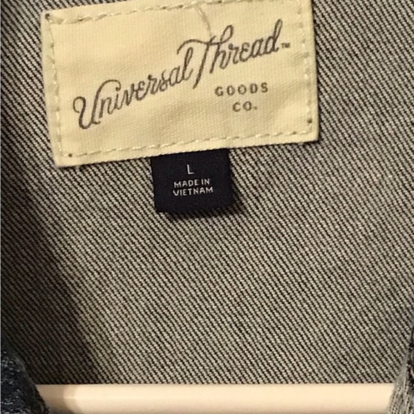 Universal Threads jacket.  Size Large - Picture 3 of 5